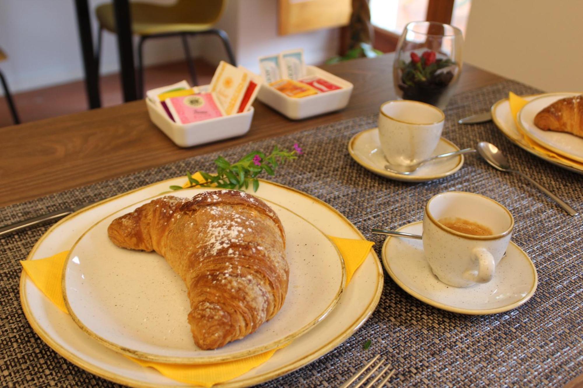 Relais Villa Montedonzelli Napoli Bagian luar foto